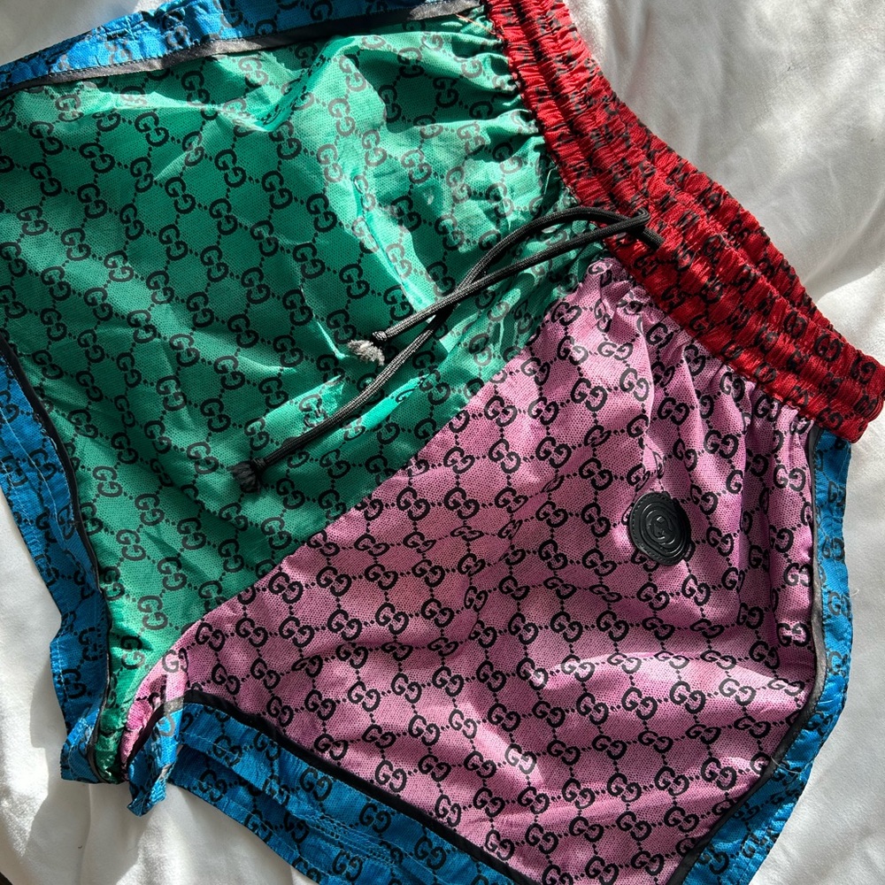 Tri color Gucci shorts